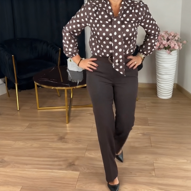 Two-Piece Set With Color Block – V-Neck Top With Puff Sleeves and Trousers